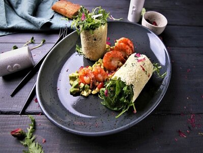 Руккола с креветками