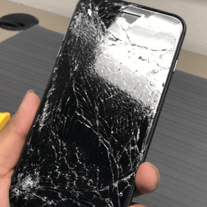 Срочная замена дисплея iphone от 30мин
