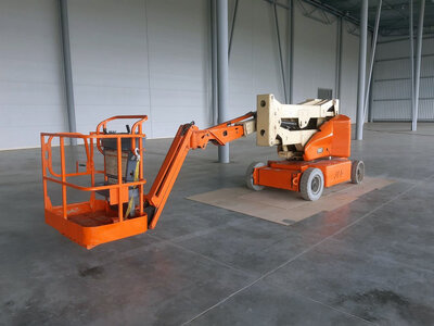 Коленчатый подъемник JLG 14.2м