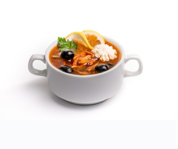 Солянка с оливками