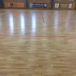 Покрытие паркета лаком