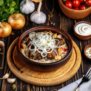 Солянка по грузински на кеци 