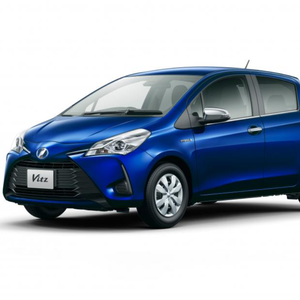 Toyota Vitz синий (2016 г.)