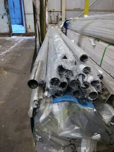 Труба бесшовная нержавеющая 108