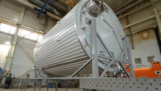 Емкостное оборудование из нержавеющей стали