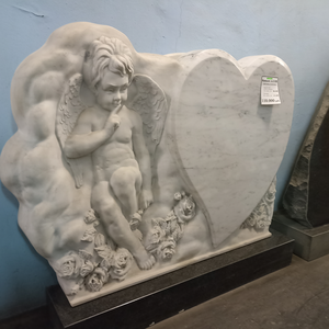 Памятник из мрамора в Череповце