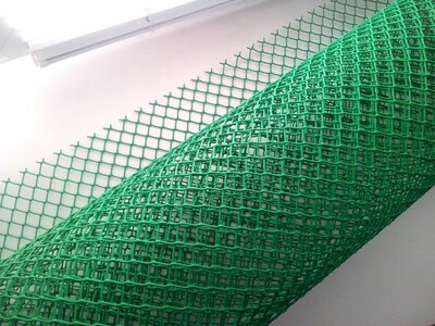 Сетка пластиковая зеленая 40х40мм 1.5х20м