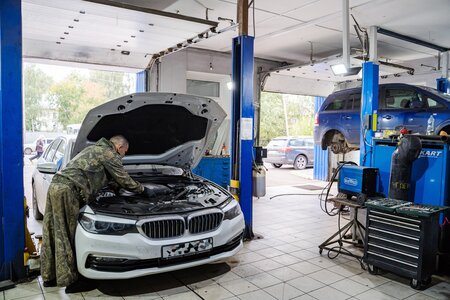 Замена масла в ДВС. Автомир 44 