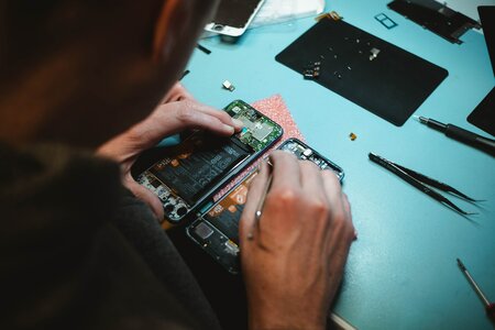 Ремонт мобильных телефонов