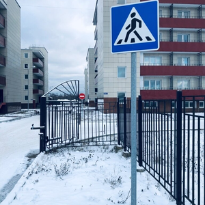 Дорожные знаки и лежачие полицейские