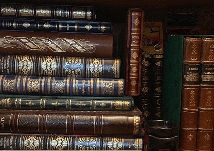 Лучшие антикварные книги России!