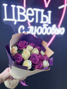 15 роз в оформлении. Кения