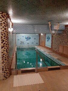 Сауна с бассейном