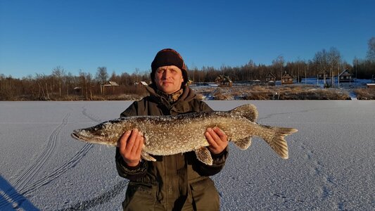 Зимняя на рыбалка в Юксово