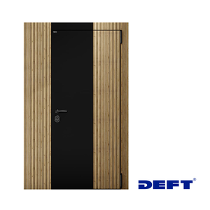 Входная дверь D60 черный RAL 9005 дуб