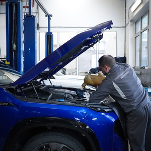 Замена масла в двигателе от 9500р. Масло оригинал BMW.