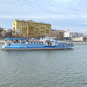 Речная прогулка по центру Москвы от причала Китай-город!