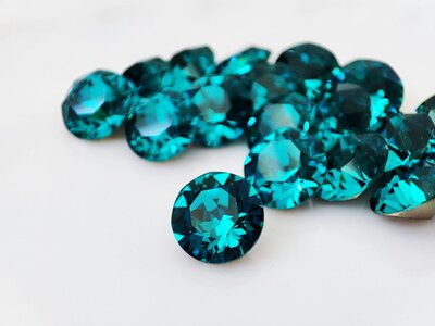 Шатон Swarovski 1088 XIRIUS CHATON круглый кристалл ss39