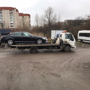 Эвакуатор в Кировском районе