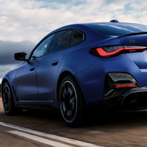 Автомобиль BMW i4 M50
