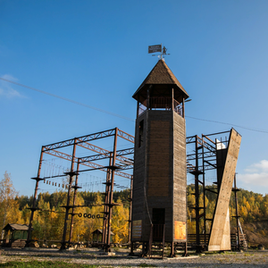 Веревочный парк и троллей