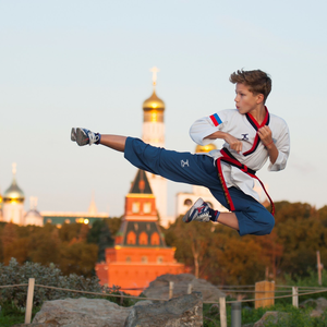 Тхэквондо для детей с 11 до 16 лет