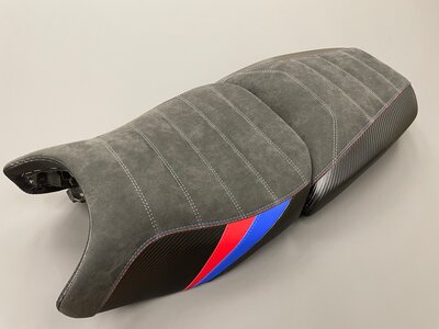 Перетяжка мото сидений