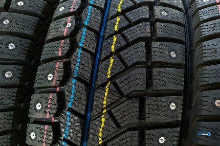 Viatti Brina Nordico V-522 175/65 R14 82T 