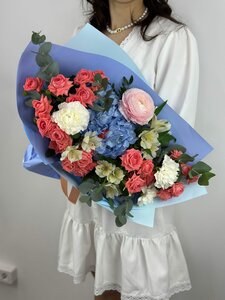 Букет сборный «Яркость»