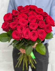 Букет из 25 роз (цвет на выбор)