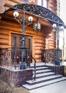 Кованое крыльцо "Вуд"