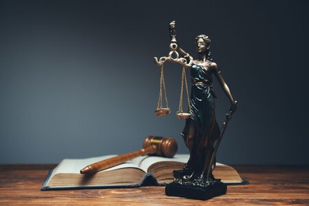 Юристы по банкротству в Мурманске
