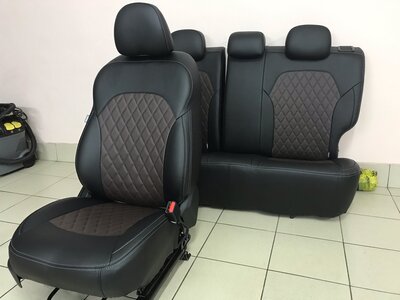 Модельные чехлы на Geely Atlas (Джили Атлас)