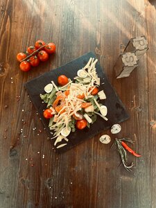 Салат "Цезарь" с семгой, 240 г - кафе