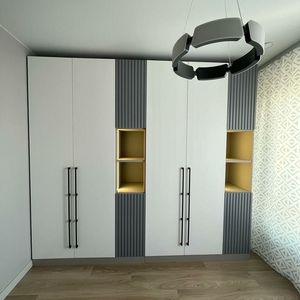 Шкаф с подсветкой