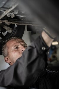 Замена сайлентблоков передних рычагов авто