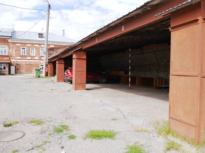 Автостоянка (крытая)