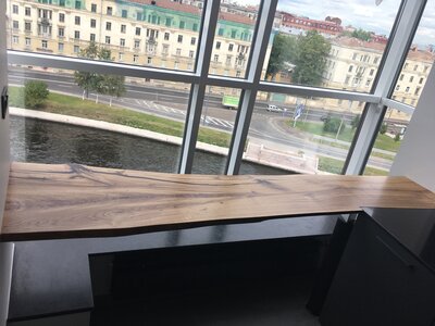 Подоконники из слэбов и массива дуба, ореха, ясеня, кара