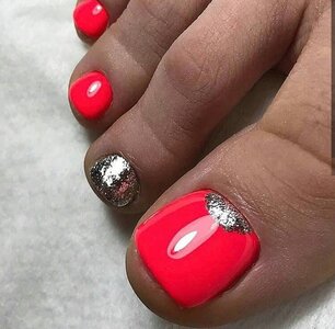 Педикюр. Комплекс с гель-лаком и снятием.