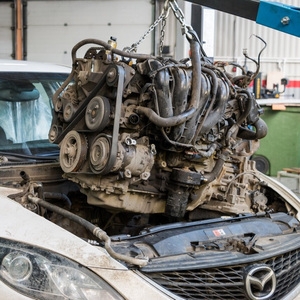 Ремонт двигателя автомобиля Mazda