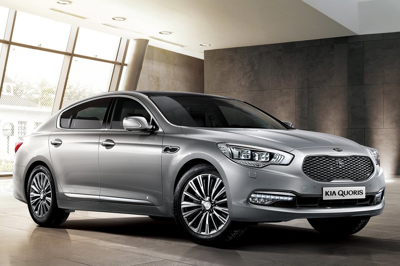 2015 KIA Quoris