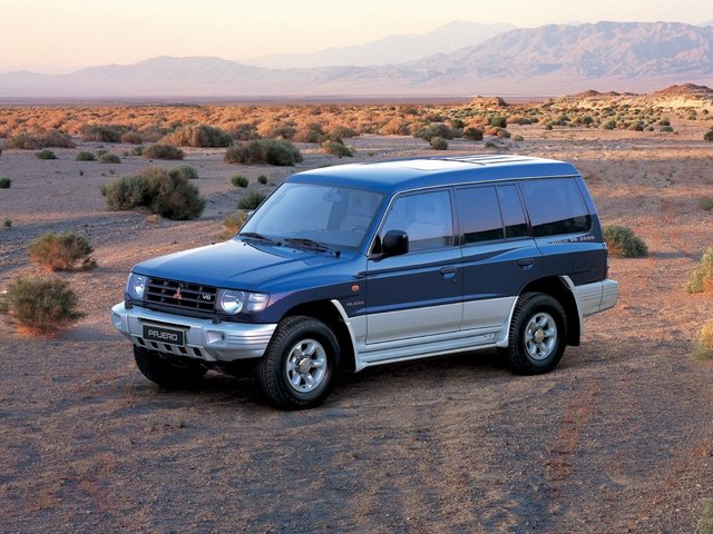 mitsubishi pajero, 1997 год