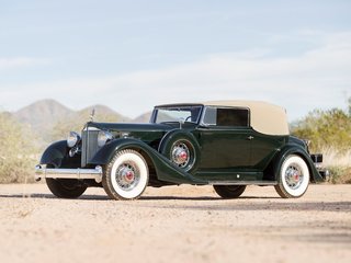 Packard Twelve