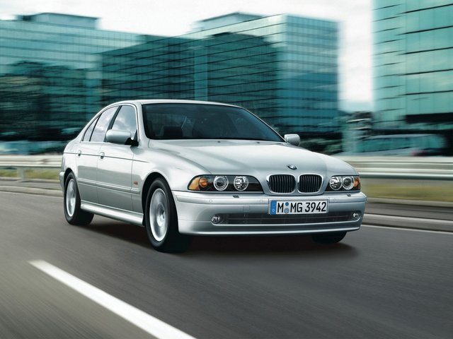 BMW 5  -            5 