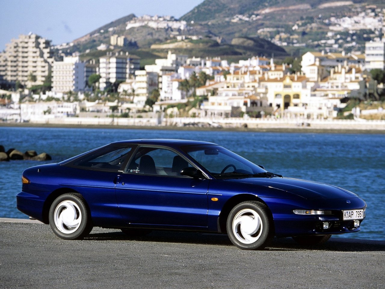 Сравнение Brabus Rocket GTS и Ford Probe по характеристикам, стоимости ...