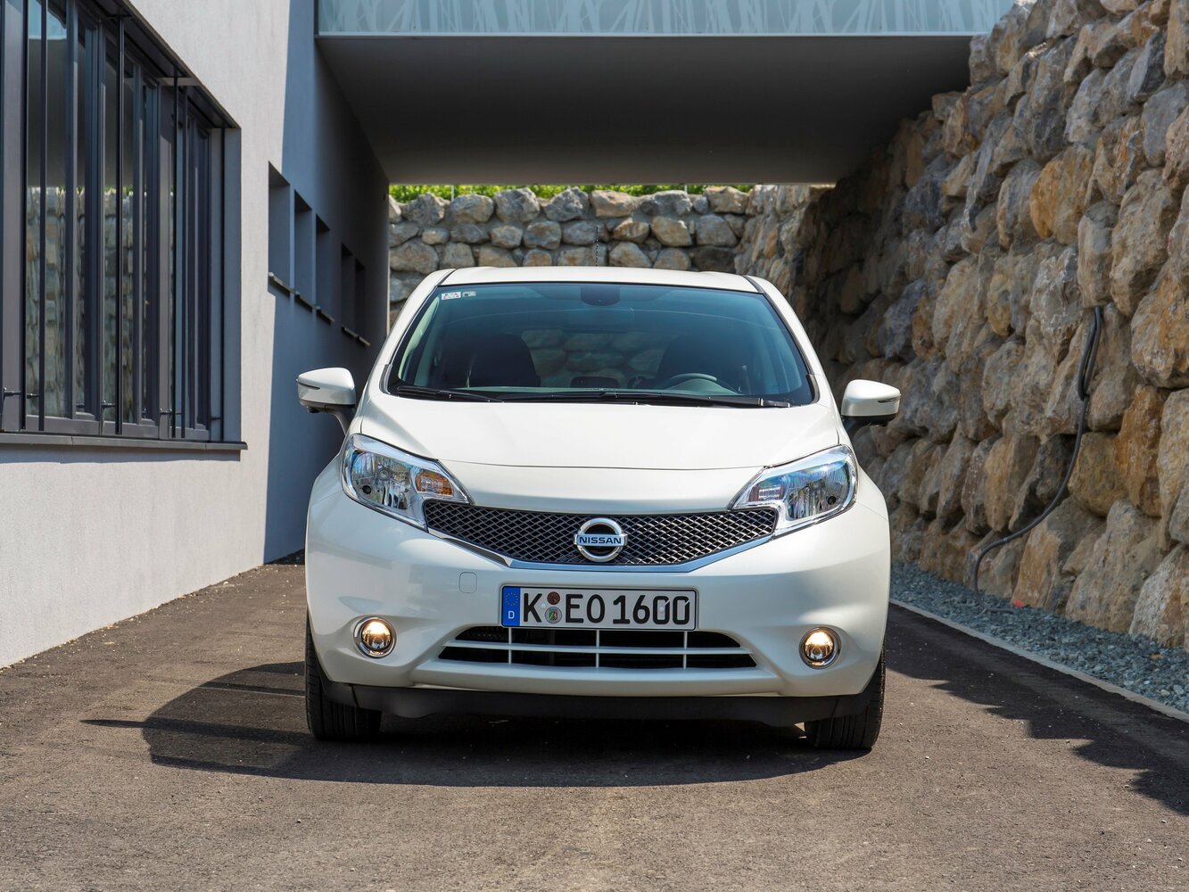 Nissan Note Hatchback, вид 3