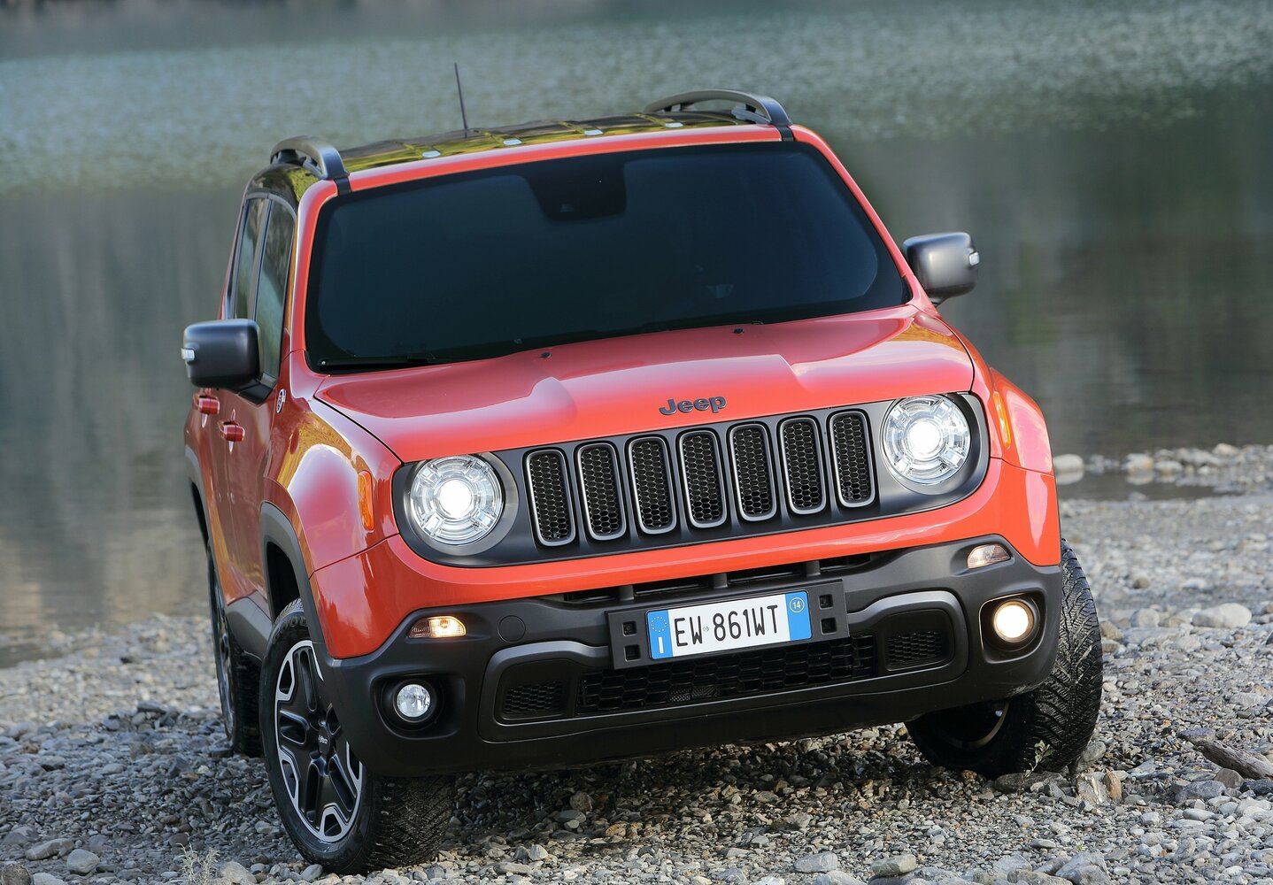 Jeep Renegade, вид 3
