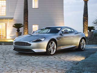 Aston Martin: самый большой двигатель автомобиля