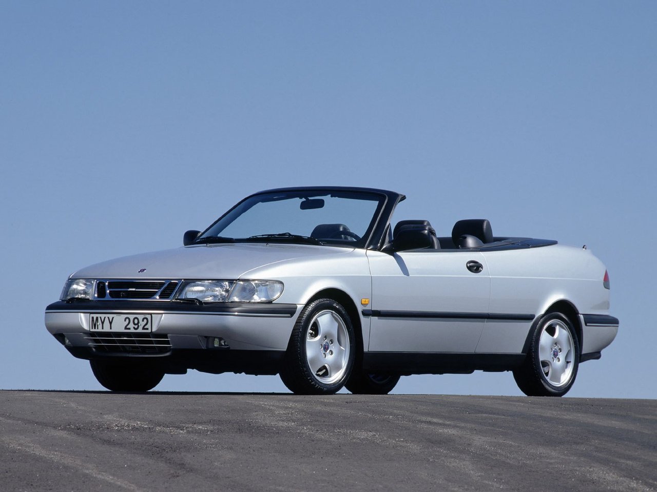 Saab 900 Основной вид