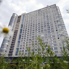 Купить трехкомнатную квартиру в ЖК «Алиса» в Москве и МО - изображение 1